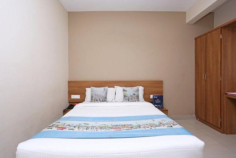 Samasth Rooms And Suits マイソール エクステリア 写真